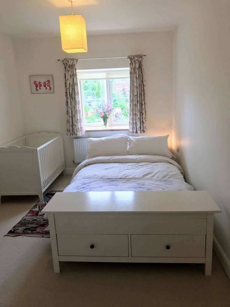 Spirthill Flat: a photo of the small second bedroom